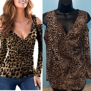 5/$20 Tops Long sleeve deep v neck blouse